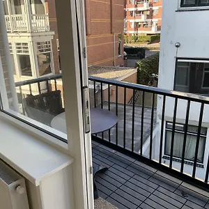 Apartment Aristoteles Den Haag