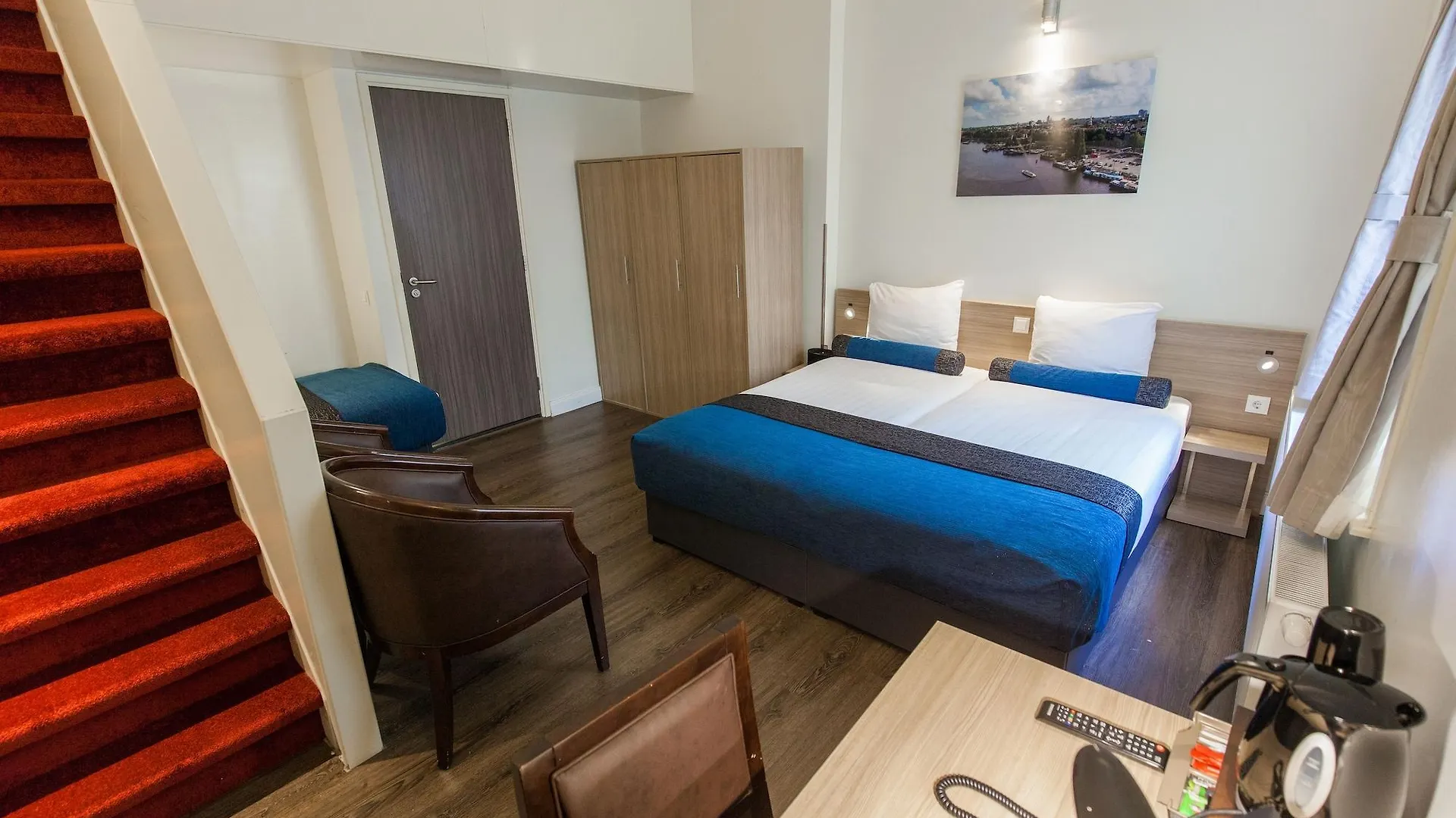 ***  Hotel Library Амстердам Нидерланды